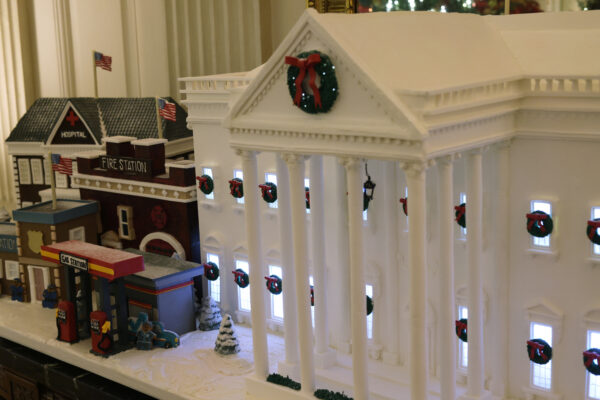 Gingerbread White House 