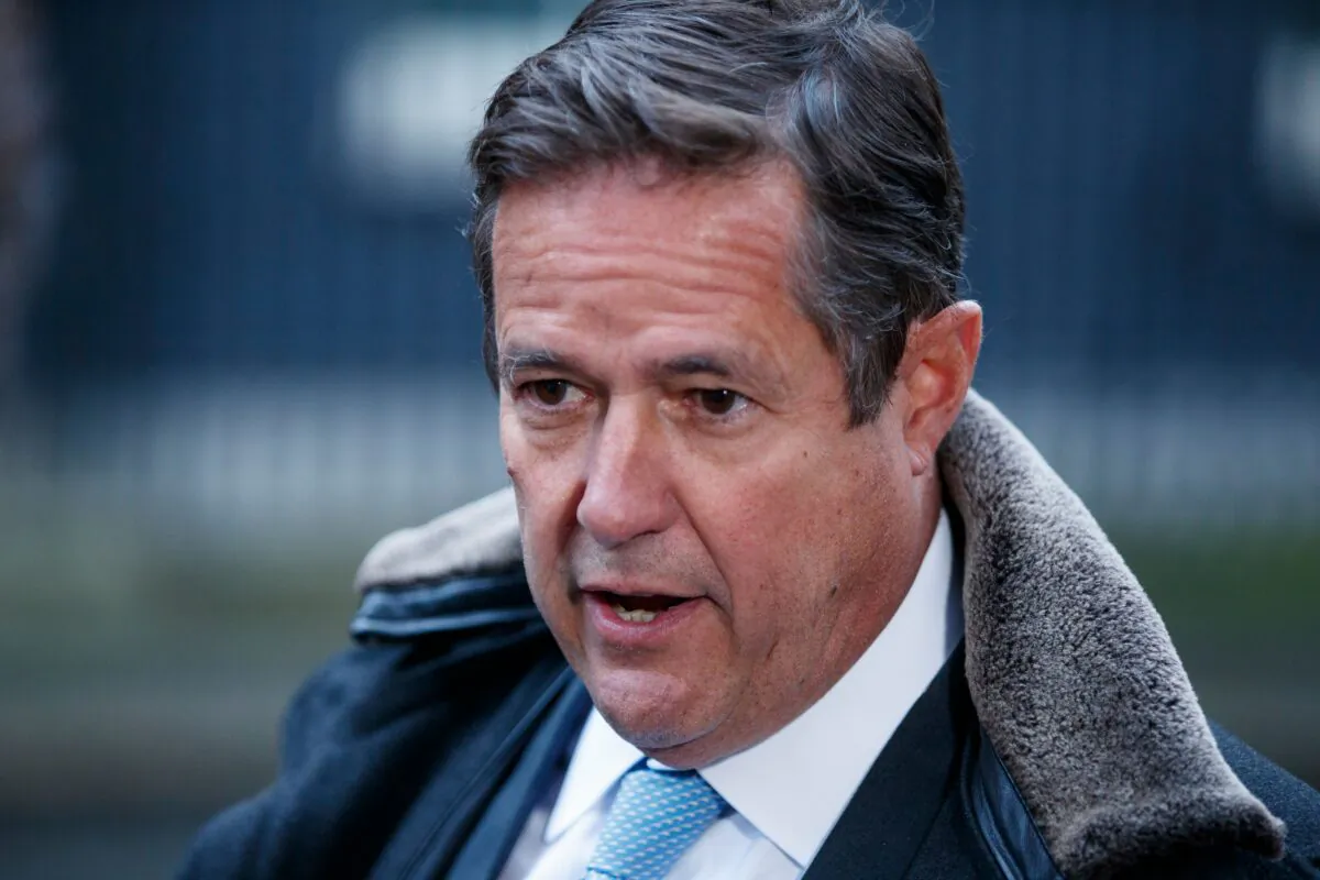 Jes Staley, CEO of Barclays, arrives at Downing Street for a meeting in London on Jan. 11, 2018. (Tolga Akmen/AFP via Getty Images)