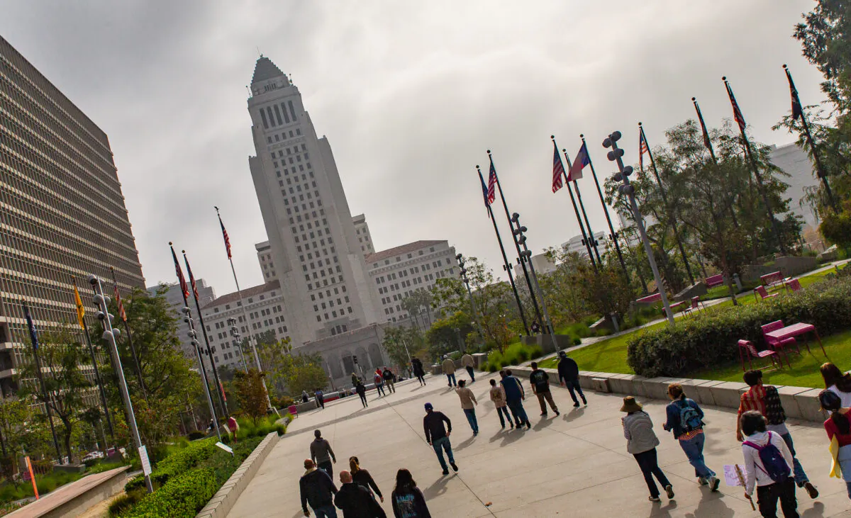 Los Angeles city hall in downtown Los Angeles on Nov. 9, 2021. (John Fredricks/The Epoch Times)