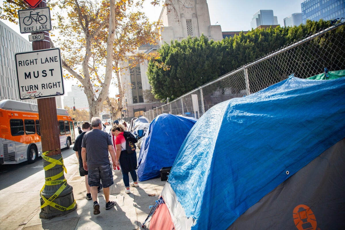 LA to Enforce Homeless Encampment Bans in Parks, Elementary School in District 12