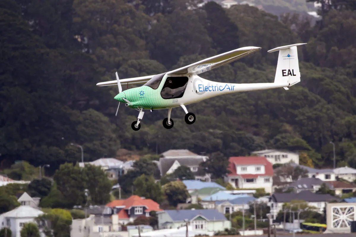 The ElectricAir plane is on approach before landing at Wellington Airport in Wellington, New Zealand, on Nov. 1, 2021. (Mark Mitchell/New Zealand Herald via AP)