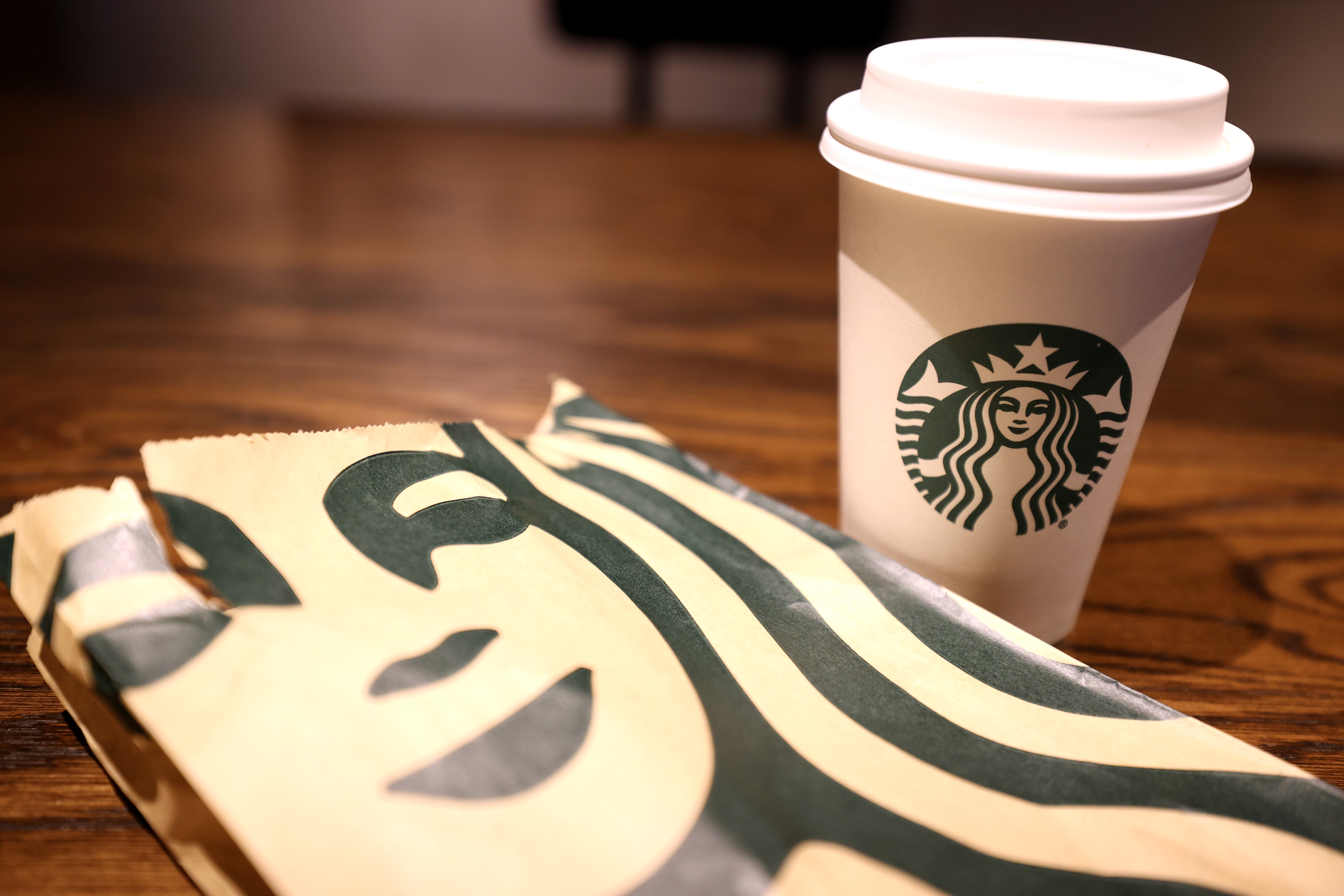 Analyst Upgrades Starbucks Following Post-Earnings Sell-Off: 'Market Is Being Shortsighted' - Vimarsana News