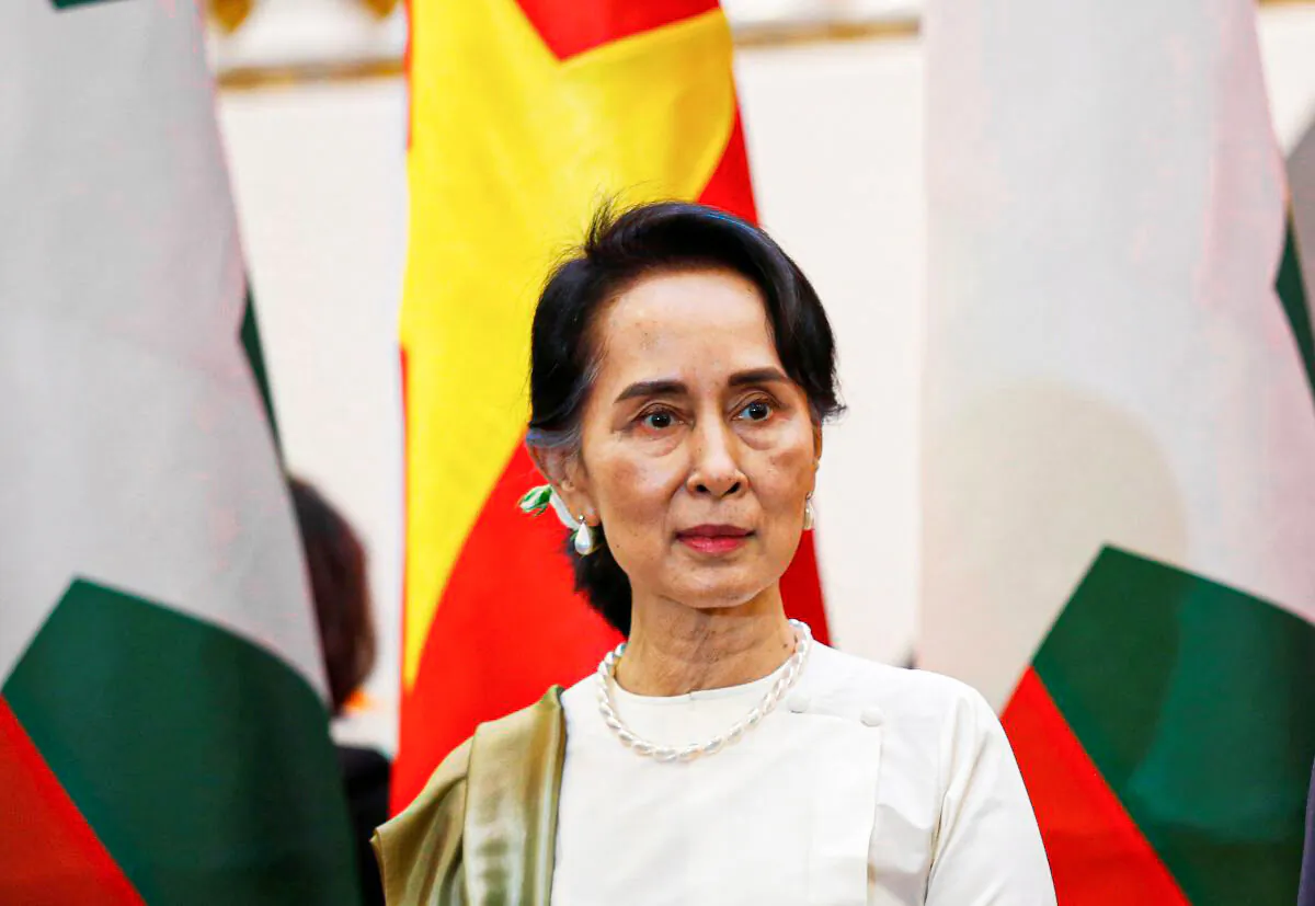 Burma’s State Counsellor Aung San Suu Kyi attends a signing ceremony in Hanoi, Vietnam, April 19, 2018. (Reuters/Kham)