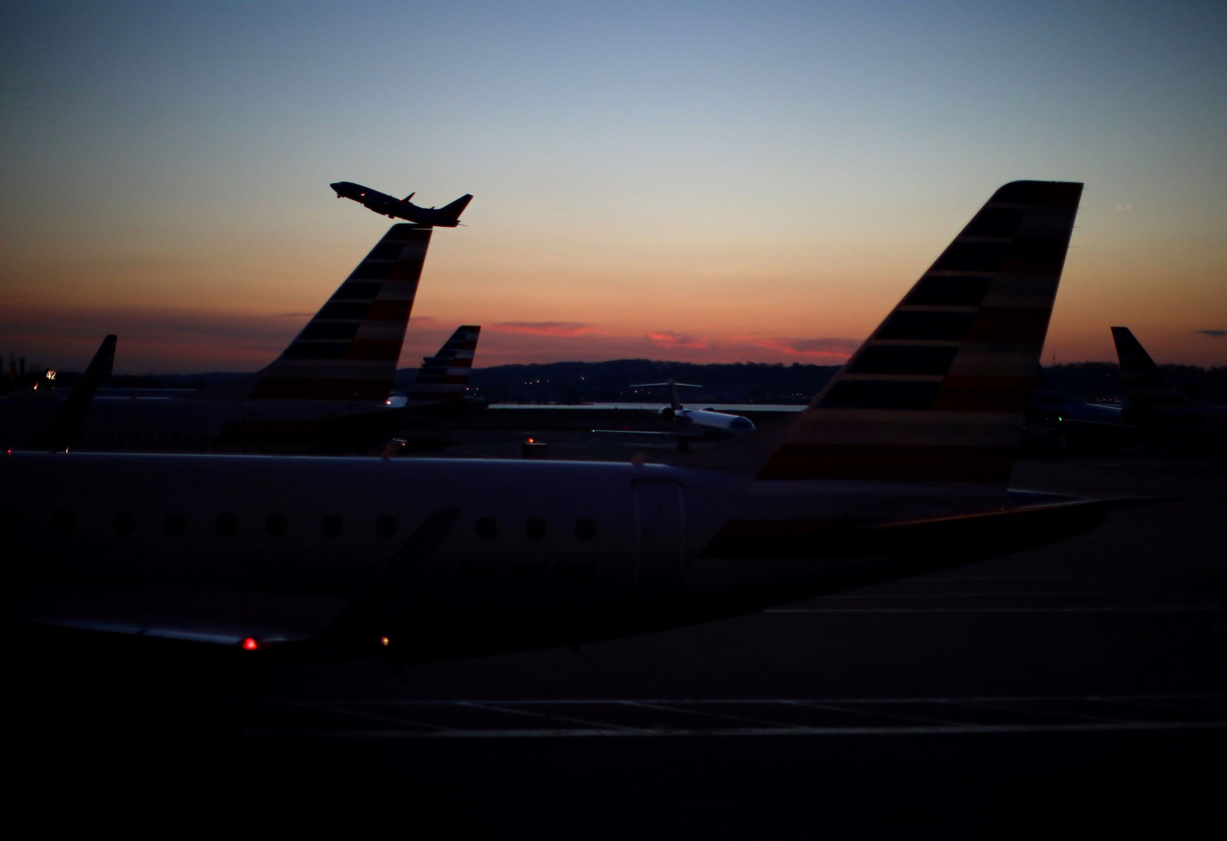 US Aviation Regulator Warns of Potential Interference From 5G Spectrum Plan - Vimarsana News