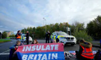 Eco-Activists Take Road-Blocking Campaign to More English Cities
