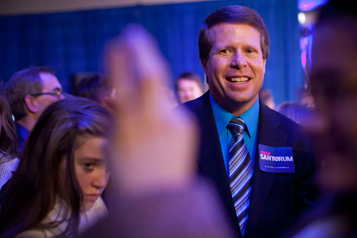 Jim Bob Duggar at the Stoney Creek Inn in Des Moines, Iowa, on Jan. 3, 2012. (Andrew Burton/Getty Images)