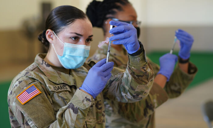 4 States Call in National Guard to Deal With Health Care Staffing Crisis Military-Pentagon-COVID-19-vaccine-700x420