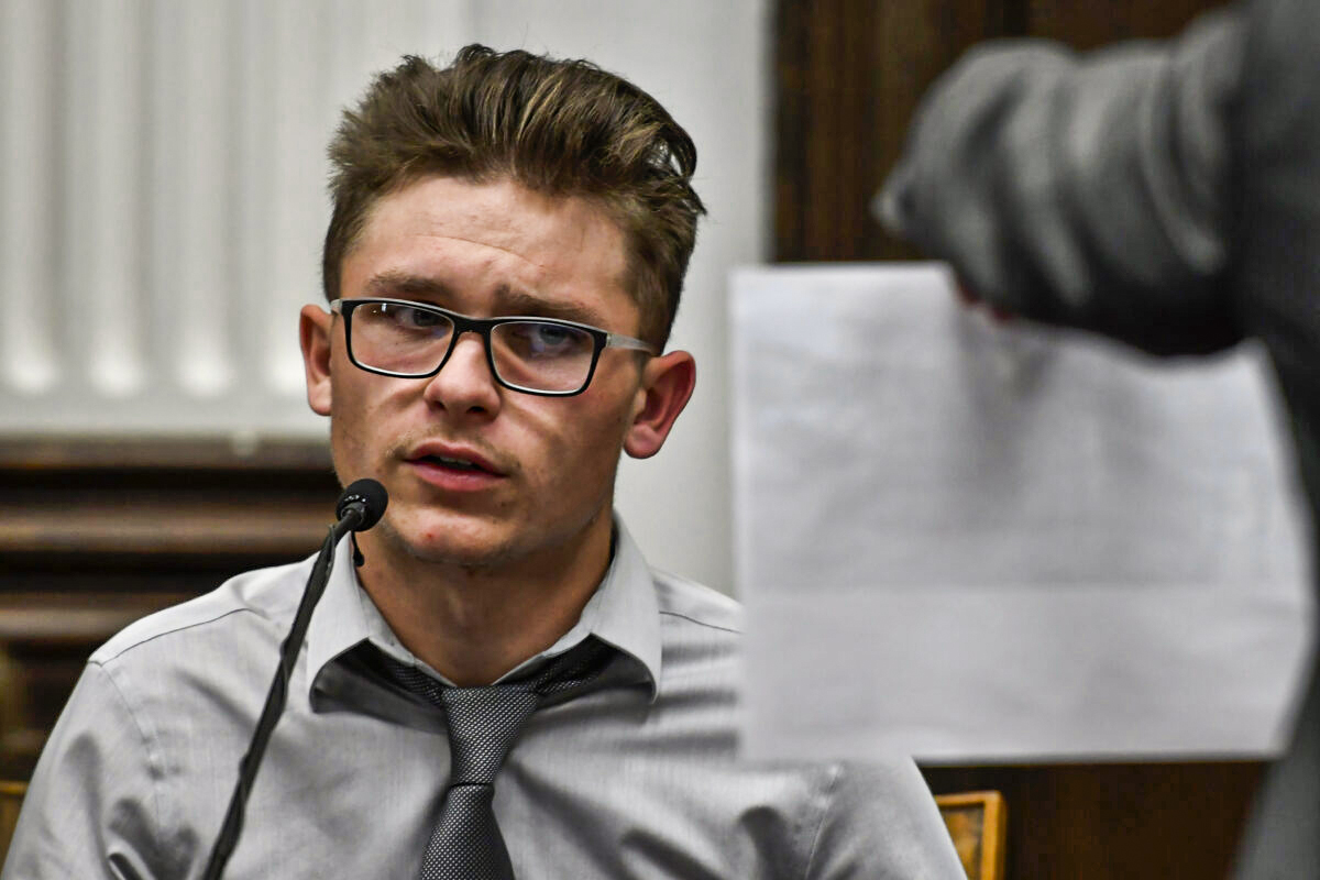 Witness: Rittenhouse Said He Acted in Self-Defense; People 'Were Trying to Hurt Him' - Vimarsana News