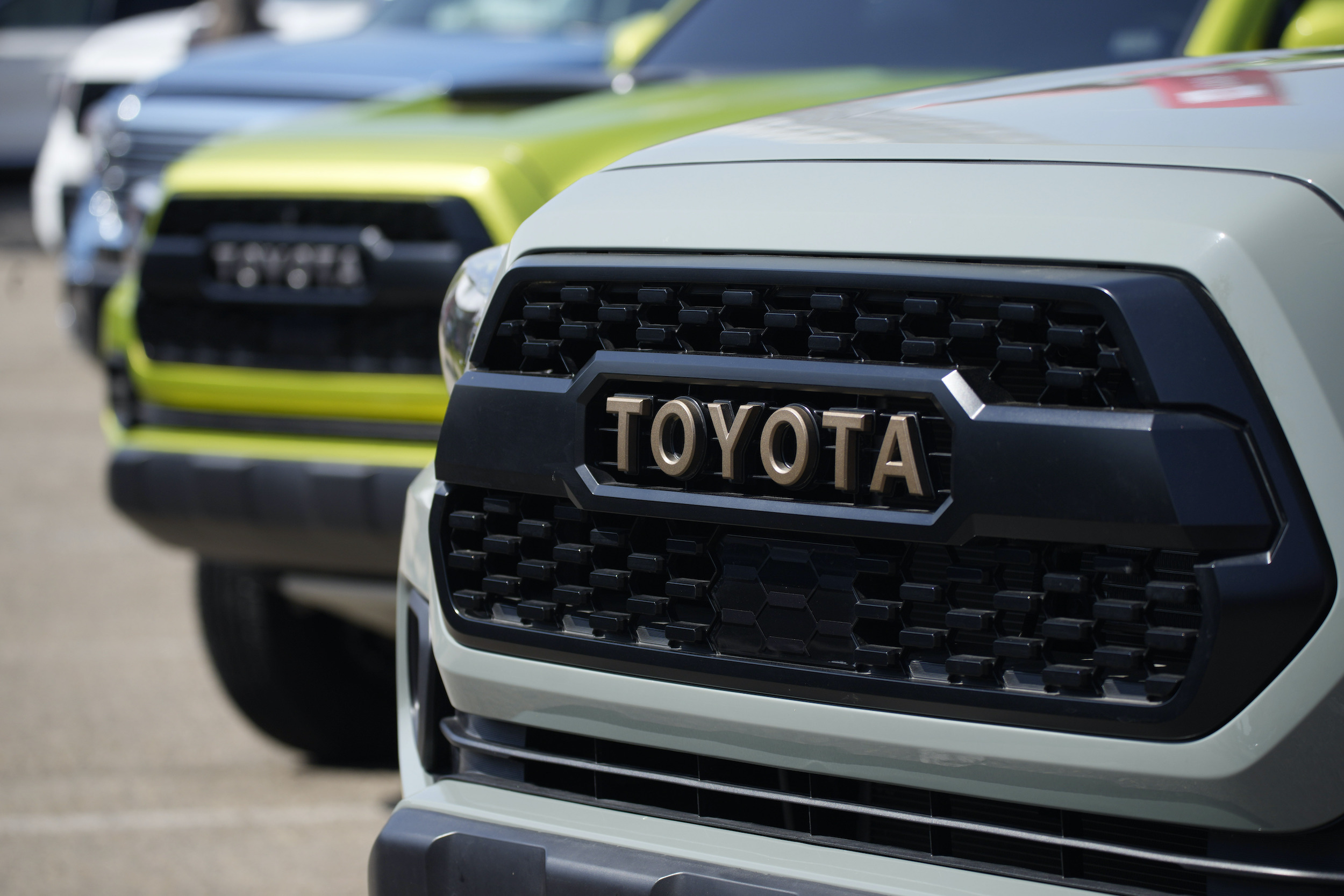 Toyota Cutting Down on Vehicle Production Due to Semiconductor Shortages - Vimarsana News