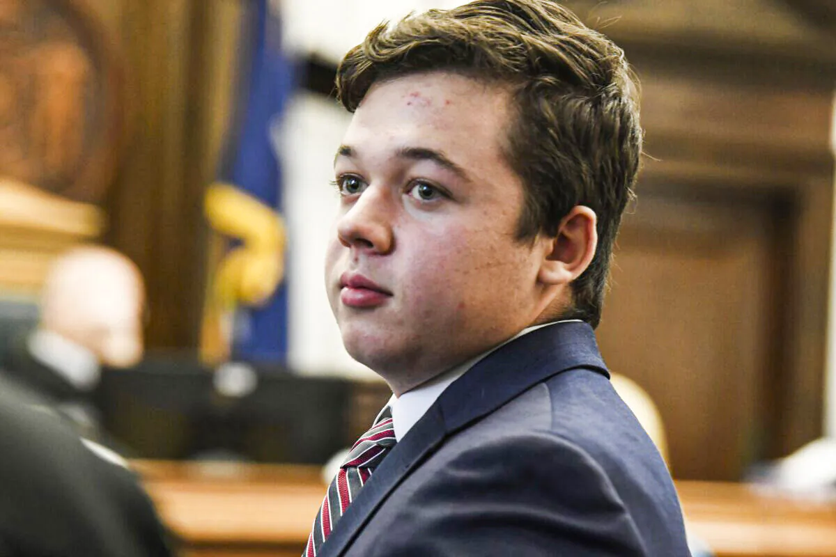 Kyle Rittenhouse appears for a motion hearing in Kenosha, Wis., on Oct. 5, 2021. (Mark Hertzberg/Pool/AP)