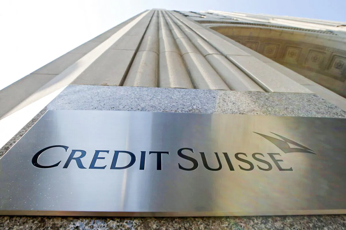 A Credit Suisse sign is seen on the exterior of their Americas headquarters in the Manhattan borough of New York City, on Sept. 1, 2015. (Mike Segar/Reuters)