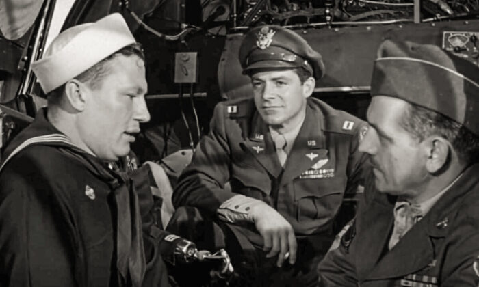 (L–R) “ Best Years of Our Lives” charts the return of three servicemen to civilian life: Homer Parrish (Harold Russell), Fred Derry (Dana Andrews), and Al Stephenson (Fredric March). (RKO Radio Pictures)