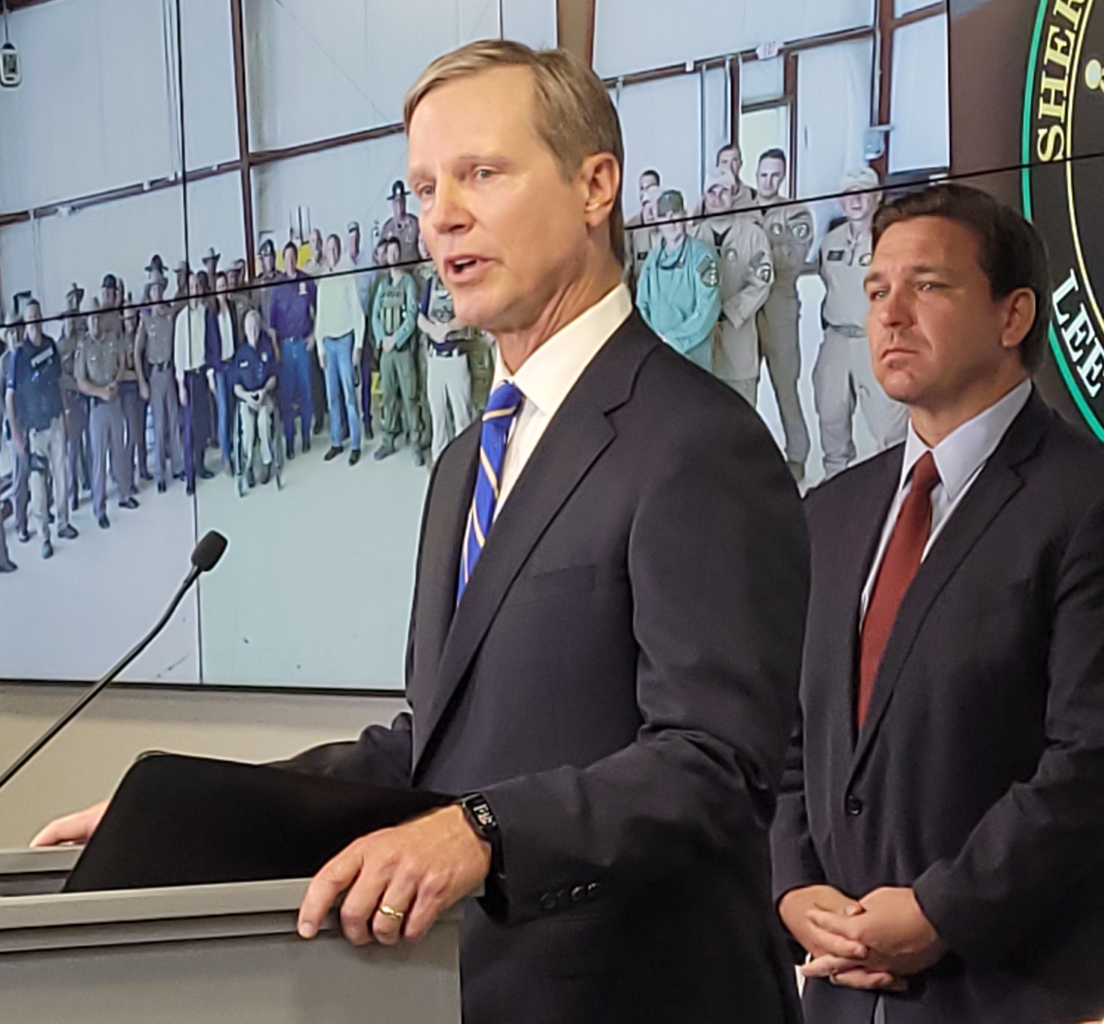 Midnight Flights Carrying Illegal Aliens Into Florida Frustrating State Officials - Vimarsana News