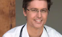 UK Doctor Appeals Social Media Ban Over COVID-19 ‘Misinformation’