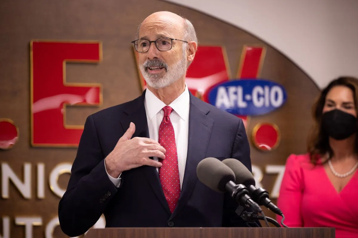Pennsylvania Governor Tom Wolf speaking in Allentown, Pa., on Nov. 4, 2021 (Commonwealth Media Service)