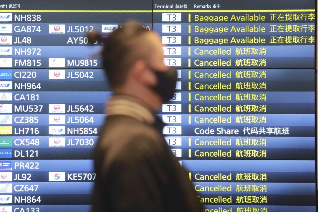 Asian Airlines Cancel, Reroute Flights to Avoid Taiwan Airspace Amid China’s Military Drills