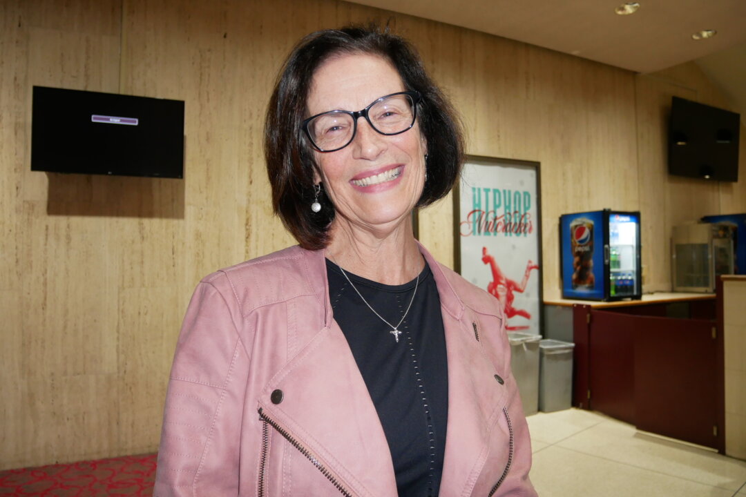 Elizabeth Morgan enjoyed an evening at the Shen Yun performance in Chrysler Hall,  Norfolk, Va. on Nov. 5. 2021. (Sherry Dong/The Epoch Times)