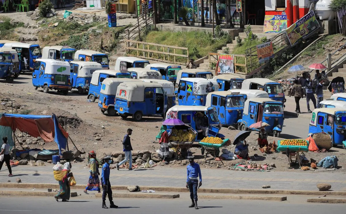 Traffic police are seen on duty at the Lafto neighbourhood in Addis Ababa, Ethiopia, on Nov. 5, 2021. (Tiksa Negeri/Reuters)