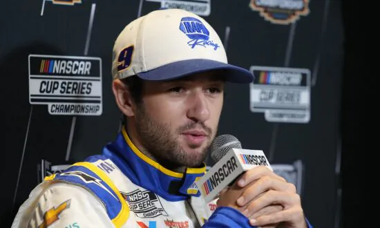 NASCAR Championship Pits Best at Hendrick vs. Best at Gibbs