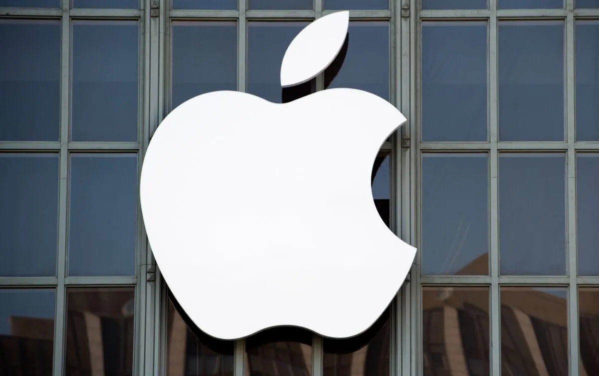 The Apple logo is seen on the outside of Bill Graham Civic Auditorium before the start of an event in San Francisco, on Sept. 7, 2016. (Josh Edelson/AFP via Getty Images)