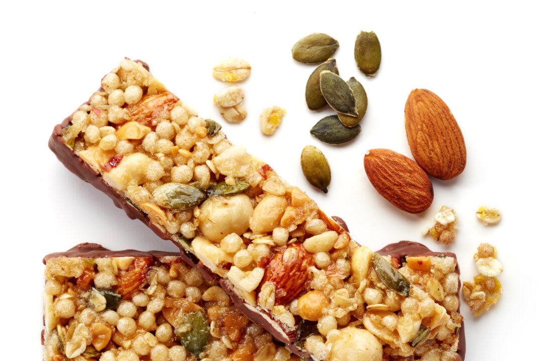 MadeGood granola bars have been recalled in Canada due to possible metal pieces.(baibaz/Shutterstock)