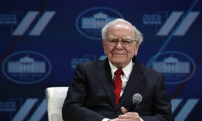 Warren Buffet during the White House Summit on the United State of Women in Washington on June 14, 2016. (Alex Wong/Getty Images)