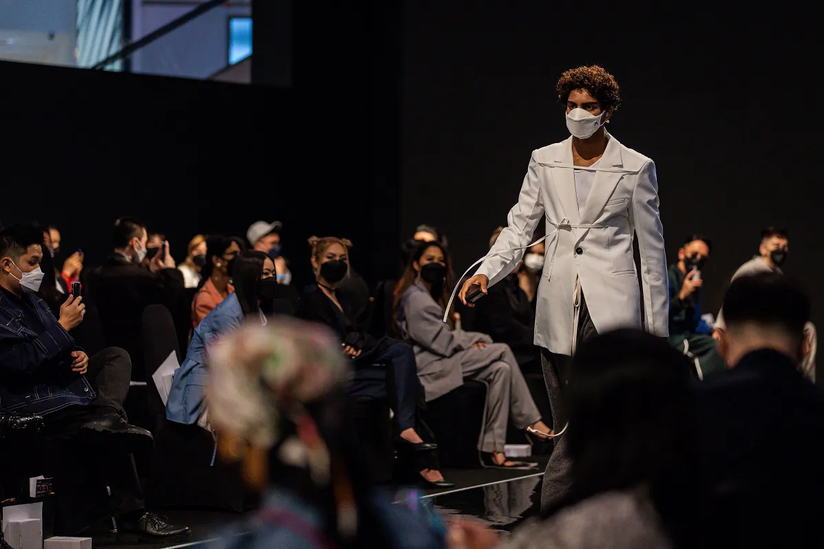A model walks the catwalk during a fashion show in Kuala Lumpur, Malaysia, on Nov. 5, 2021. (Annice Lyn/Getty Images)