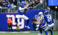McKinney Has 2 Picks, Giants Edge Raiders 23–16