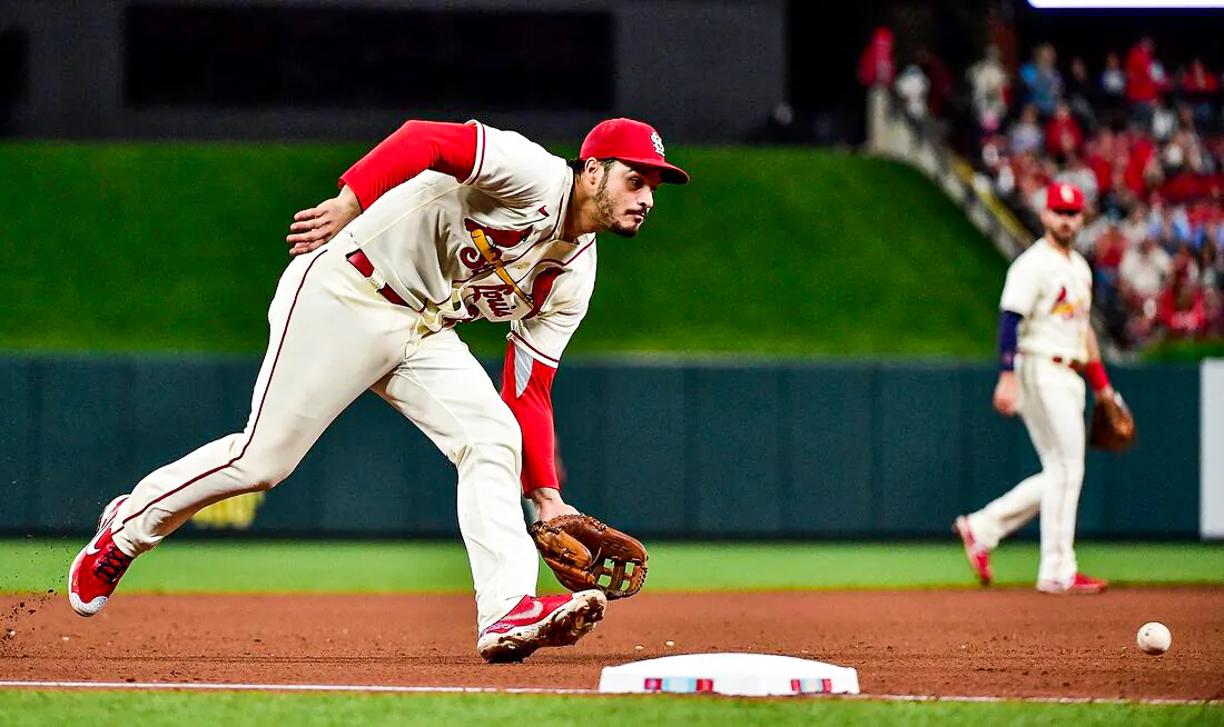 St. Louis Cardinals third baseman Nolan Arenado (28) fields a ground ball during the fifth inning against the Chicago Cubs at Busch Stadium, in St. Louis, Miss., on Oct. 2, 2021. (Jeff Curry/USA TODAY Sports via Field Level Media)