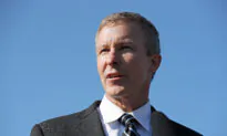 United CEO Scott Kirby Apologizes for Private Jet Flight During Travel Disruptions