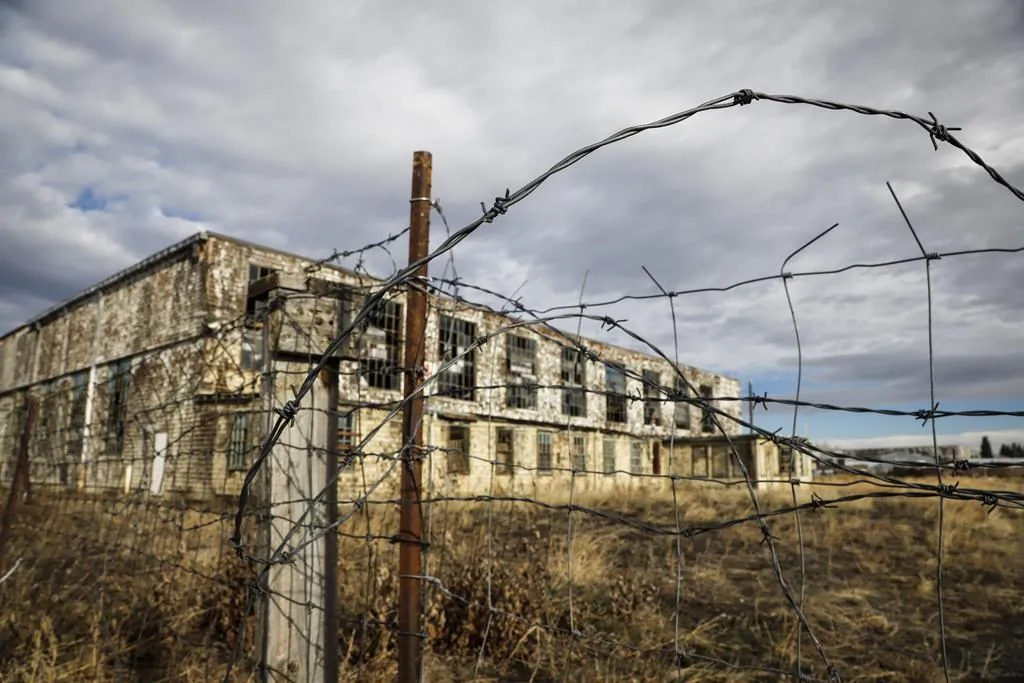 A hanger on the site of a WWII era RCAF training base near Claresholm, Alta., Nov. 4, 2021. (The Canadian Press/Jeff McIntosh)