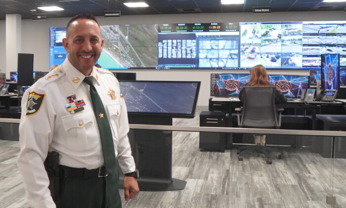 Lee County, Fla. Sheriff Carmine Marceno demonstrates the capabilities of the Real Time Intelligence Center on Nov. 9, 2021. (Jann Falkenstern The Epoch Times)