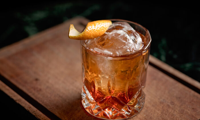  old fashioned, simple and elegant. (Shutterstock)