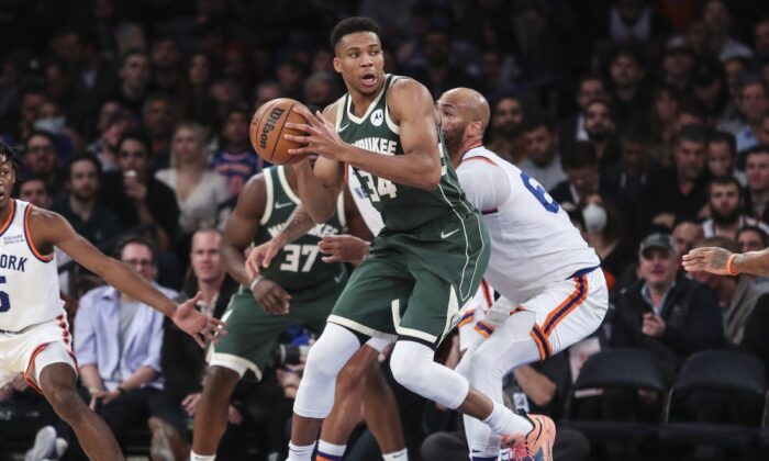 Milwaukee Bucks forward Giannis Antetokounmpo (34) controls the ball in the first quarter against the New York Knicks at Madison Square Garden in New York, on Nov. 10, 2021. (Wendell Cruz/USA TODAY Sports via Field Level Media)