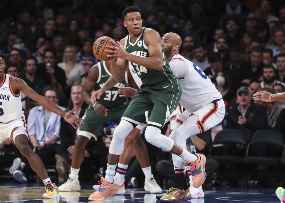 Milwaukee Bucks forward Giannis Antetokounmpo (34) controls the ball in the first quarter against the New York Knicks at Madison Square Garden in New York, on Nov. 10, 2021. (Wendell Cruz/USA TODAY Sports via Field Level Media)