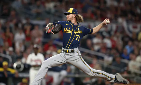 Josh Hader, Liam Hendriks Win Top Reliever Awards