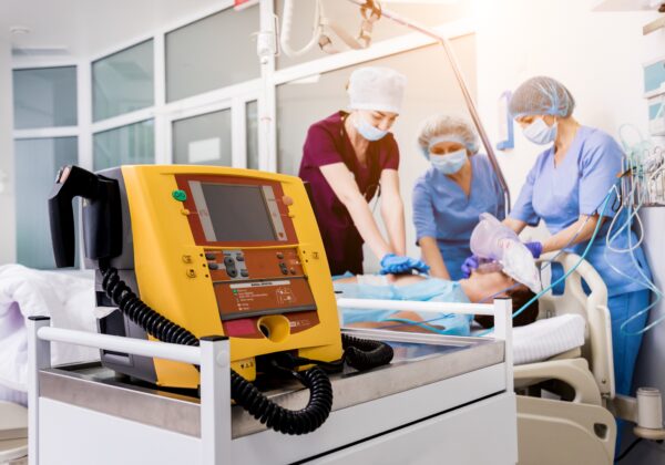 Heart Arrest Resuscitation Rules May Miss People Likely to Survive: Study