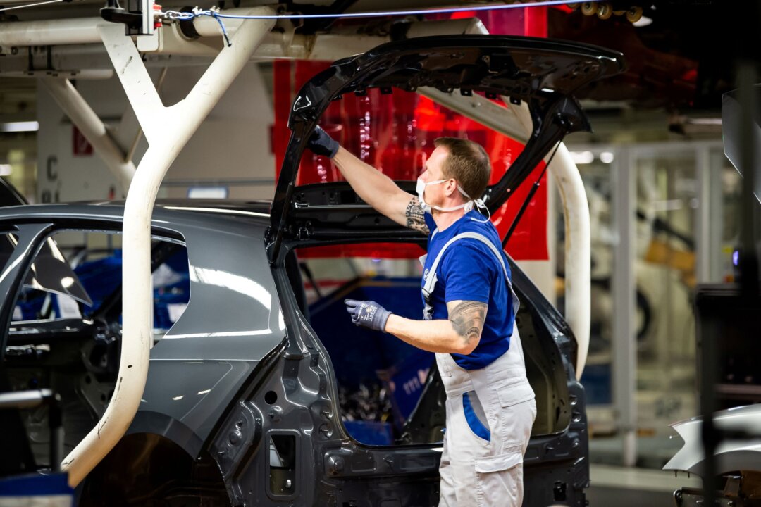 Auto Industry Supply Chain Crisis Predicted To Be ‘Temporary’: Neuberger Berman