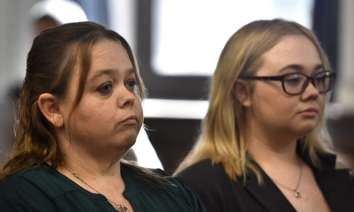 Kyle Rittenhouse's mother, left, and sister are seen during Rittenhouse's trial at the Kenosha County Courthouse in Kenosha, Wis, on Nov. 2, 2021. (Sean Krajacic/Pool/The Kenosha News via AP)