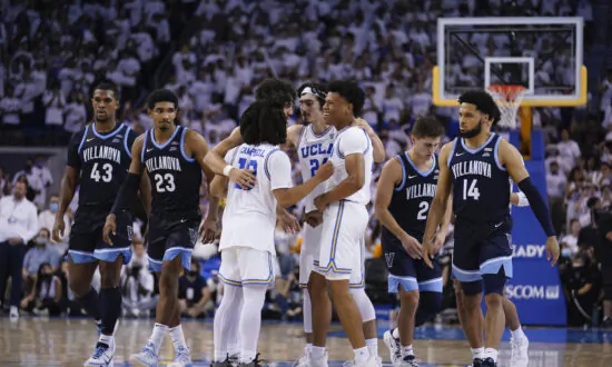 No. 2 UCLA Rallies to Beat No. 4 Villanova 86–77