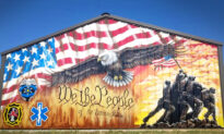 Missouri Artist Paints Huge Patriotic ‘Tribute Mural’ With Iwo Jima Flag Raising and Eagle