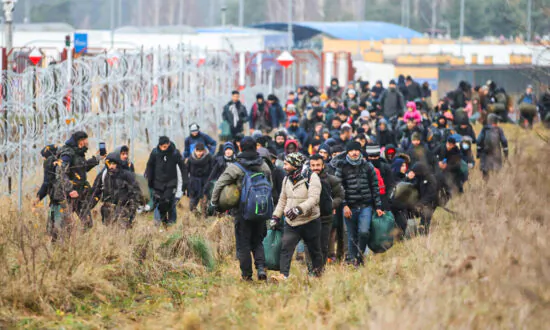 Belarus and Russia Could Take Advantage of Afghanistan to Further Border Crisis: Polish PM