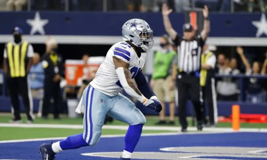 Dallas Cowboys Return to Form, Beat Atlanta 43–3