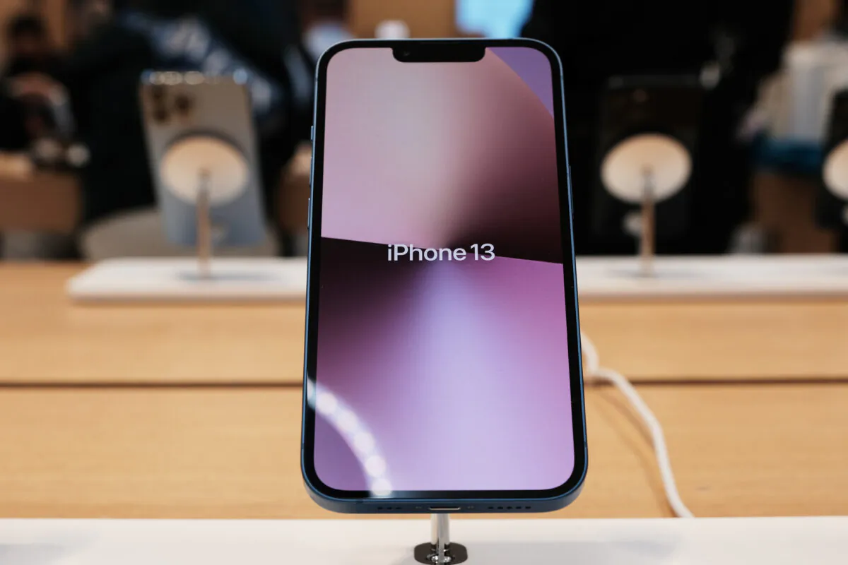 The new line of iPhone 13's are displayed at the Fifth Avenue Apple Store during the launch of the phones on Sept. 24, 2021 in New York City. (Spencer Platt/Getty Images)