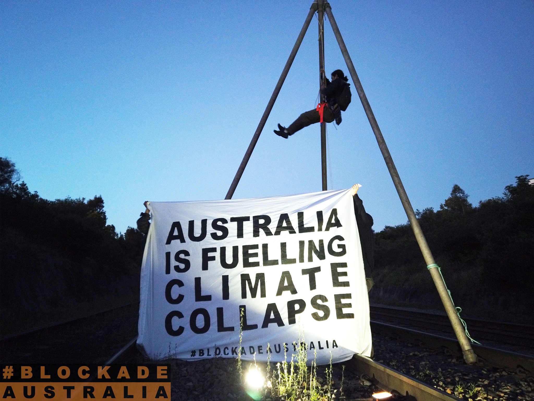 Australian Police Crack Down on Climate Protest Group Blockade Australia - Vimarsana News