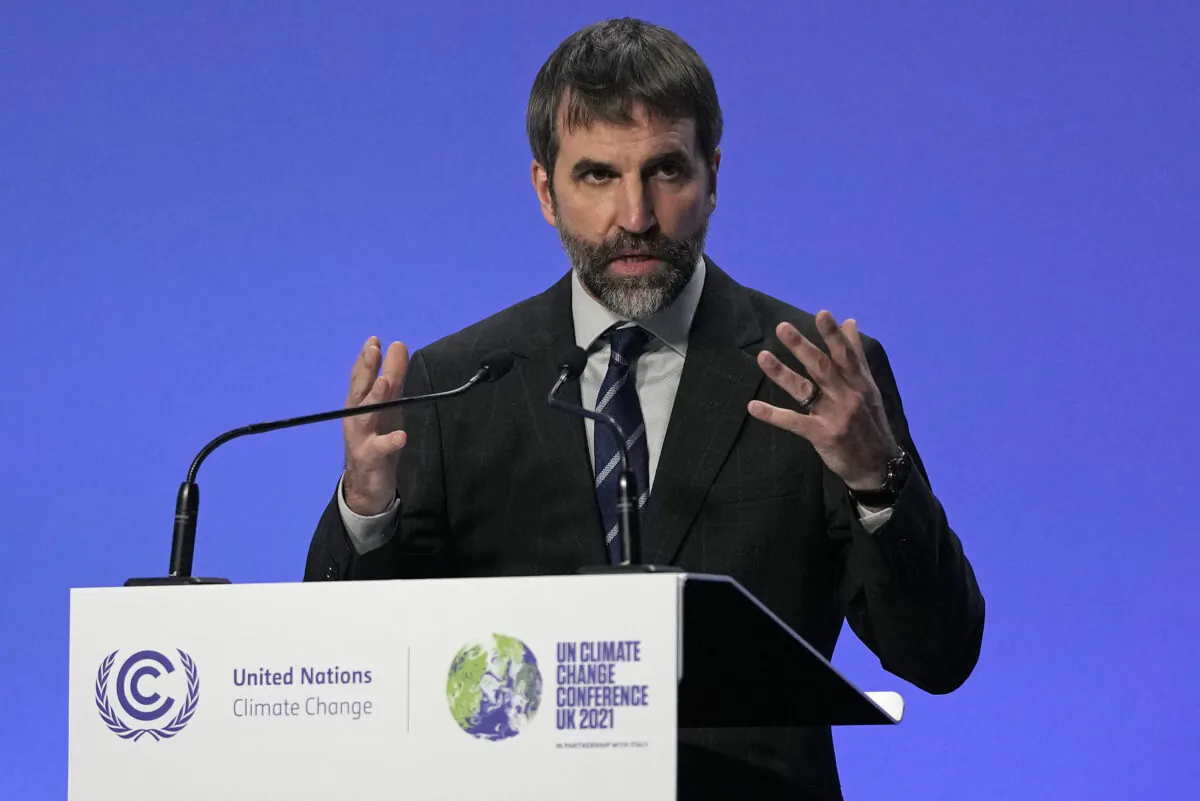 Steven Guilbeault, Canada’s minister of environment and climate change, speaks at a press conference at the COP26 UN climate summit in Glasgow, Scotland, on Nov. 12, 2021. (Alastair Grant/AP Photo)