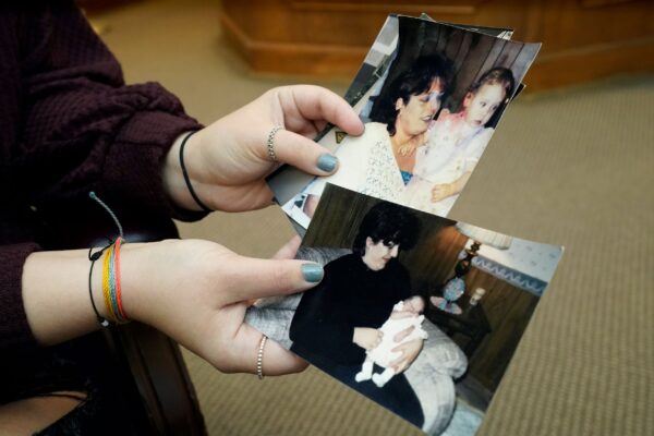 Lindsey Kirk shows childhood photographs