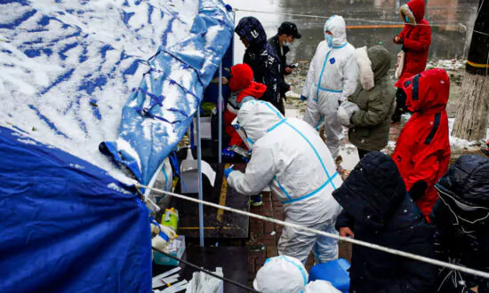 COVID-19 Quickly Worsens in China’s Northeastern Port City Dalian, Under Total Lockdown
