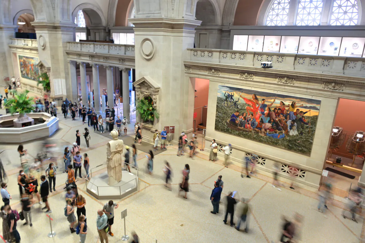 People roam around the entrance on reopening day at the Metropolitan Museum of Art in New York on Aug. 29, 2020. (Michael Loccisano/Getty Images)