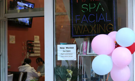 Nail Salons Suffer Financial Difficulties Due to Pandemic: UCLA